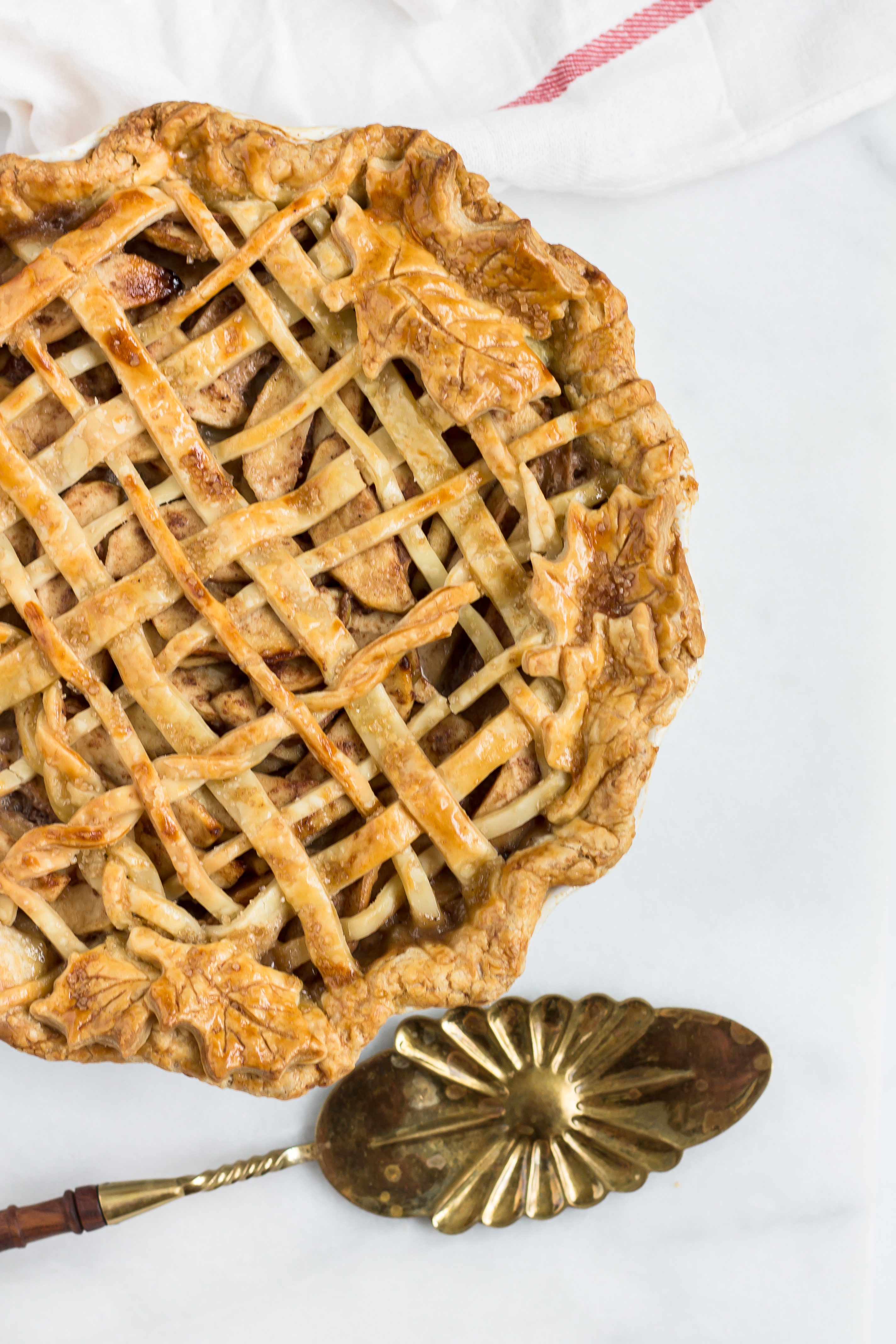 maple caramel apple pie - Pass the Cookies
